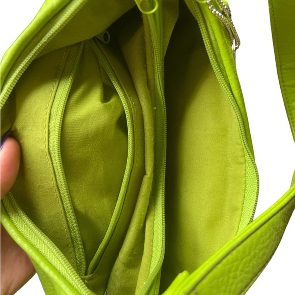 Vibrant Green Y2K Shoulder Bag - Picture 3 of 4